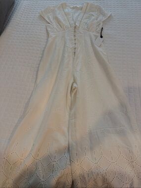 ASTR White Eyelet Button-Front Wide-Leg Jumpsuit